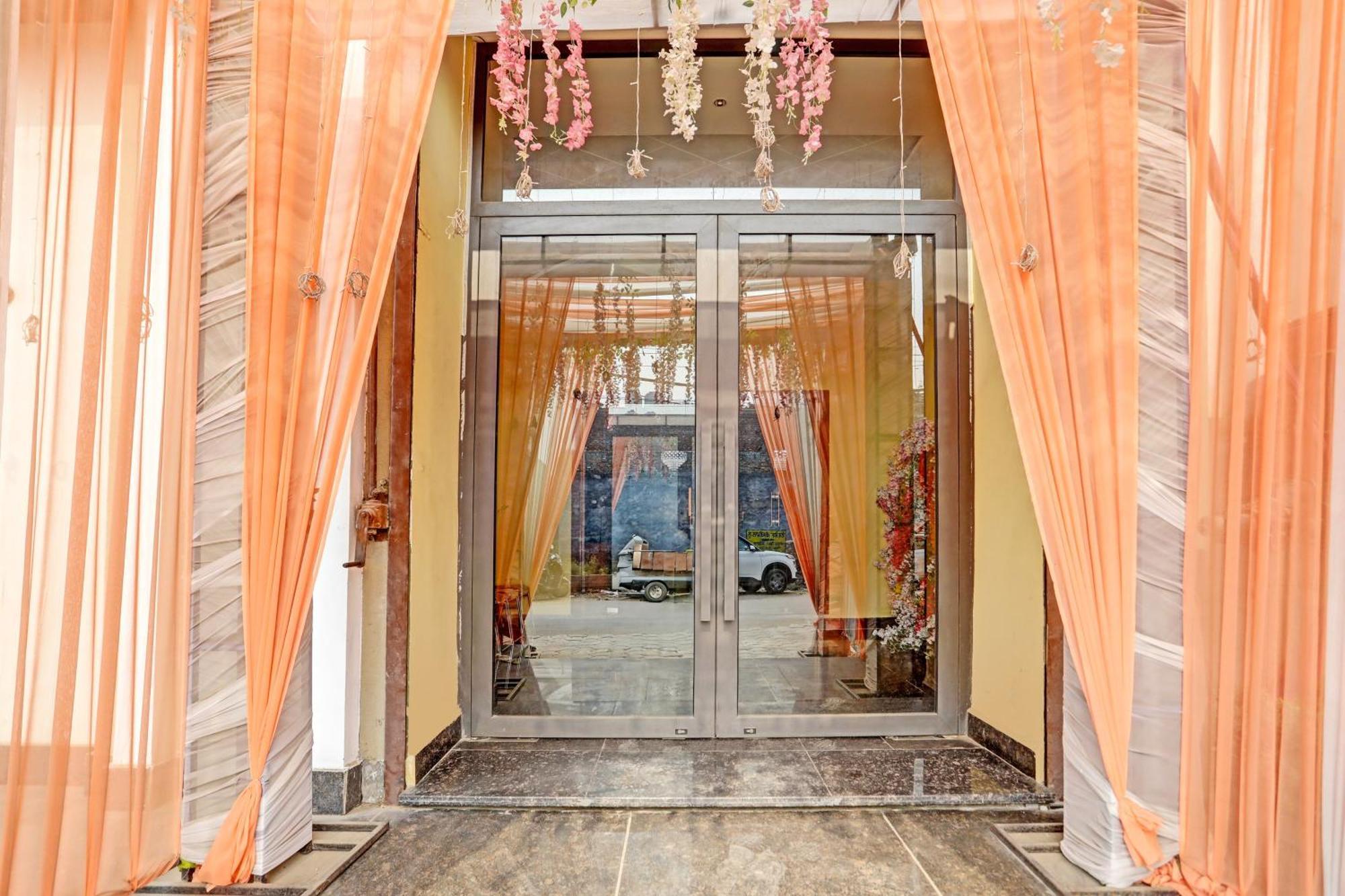 Hotel O Miraas Hotel And Banquet Hall Ludhiana Extérieur photo
