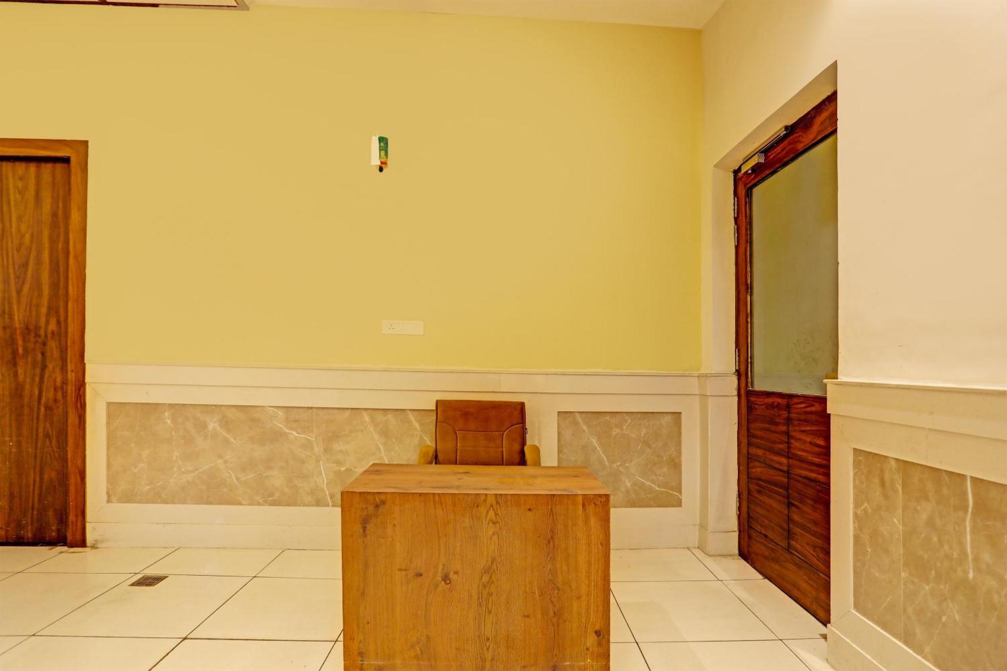 Hotel O Miraas Hotel And Banquet Hall Ludhiana Extérieur photo